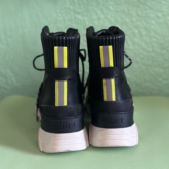NWT SOREL Brex Cozy Lace Waterproof Boots sz 10.5 - Picture 5 of 9